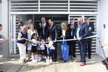 Perczyk y Katopodis inauguraron obras en un jardín de infantes y una escuela técnica en Corrientes