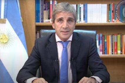 Luis Caputo ratificó que negociará un nuevo acuerdo con el FMI