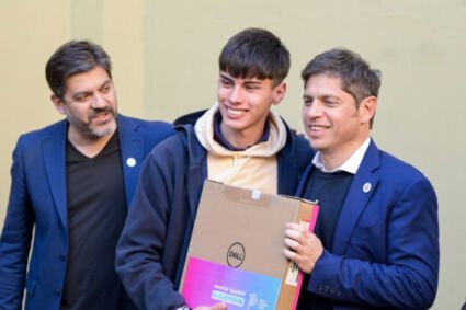 Kicillof y Bianco relanzaron Conectar Igualdad Bonaerense