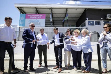 Kicillof inauguró el nuevo edificio del Jardín de Infantes Nº 912