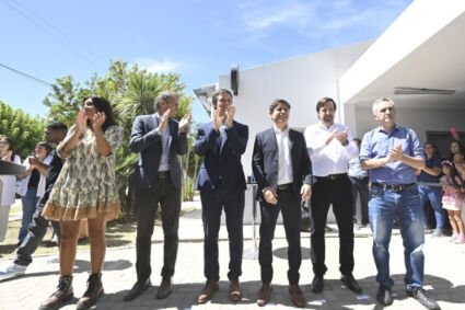 Kicillof inauguró las obras de puesta en valor de un Centro de Atención Primaria de la Salud