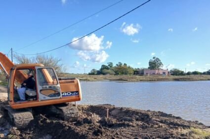 Lavalle | Nueva compuerta para optimizar el escurrimiento del agua